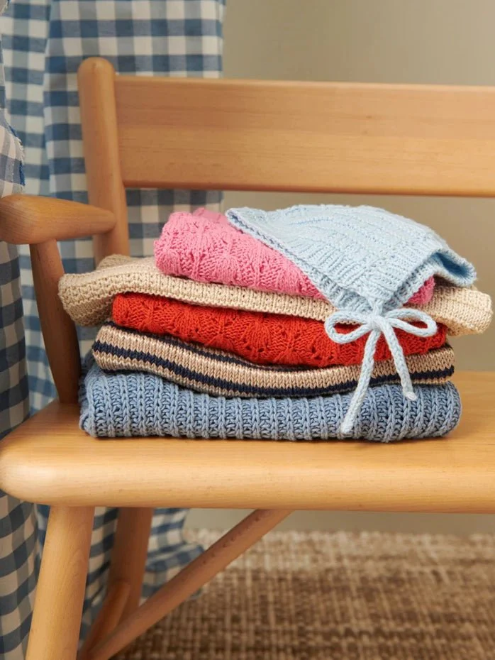 2407-1 a, b & c - Fillip sweater baby, diaper pants & bonnet - Bild 2