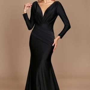 Mirabella Long Sleeve Fitted Evening Dress - Black