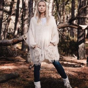 Stickad tröja / No womens label