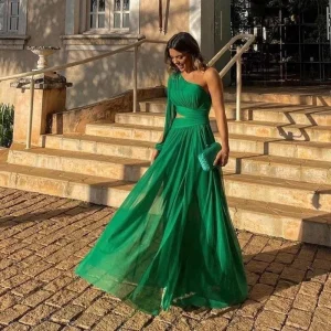 Wafa | Maxikleid mit asymmetrischer Schulter – Eleganz und Modernität