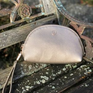 necessär gold Coming Copenhagen